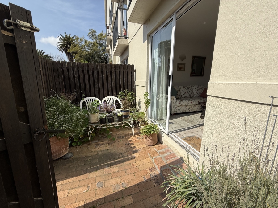 To Let 2 Bedroom Property for Rent in Plumstead Western Cape